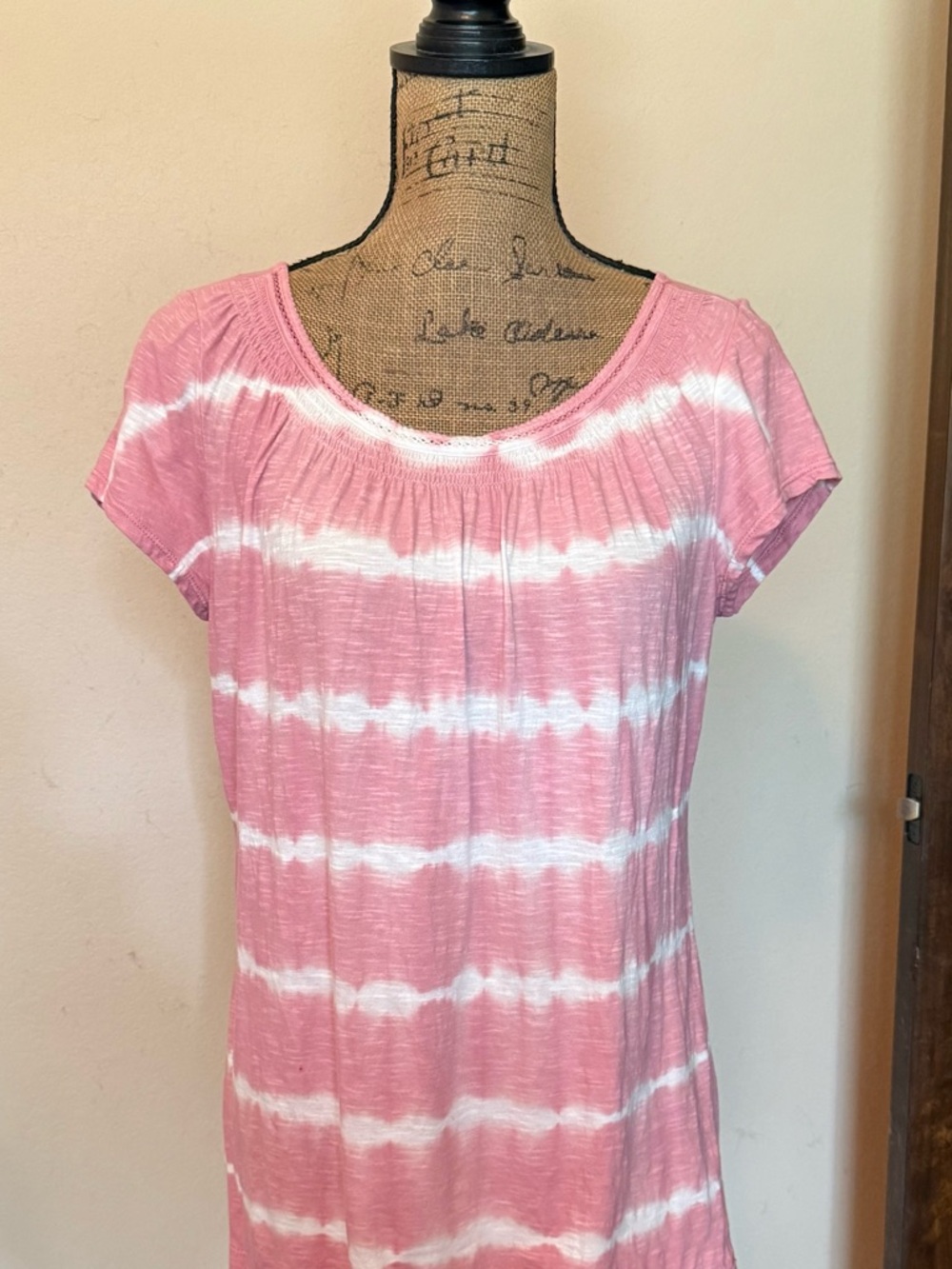 LOFT Pink and White Tie-Dye Short Sleeve Top